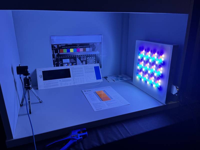 Système d'éclairage multispectral haut de gamme ARD48
