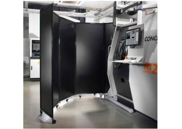 Ecran de protection laser avec roulettes